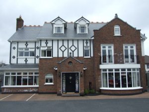 College Crest Guest House