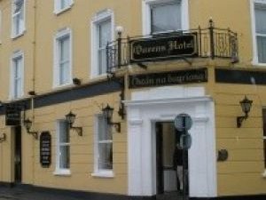 Queens Hotel & Nightclub